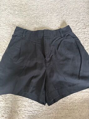 Madewell Black Harlow Drapey Pleated Tailored Shorts 6